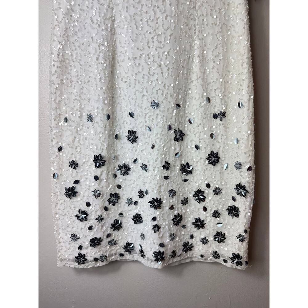 NWT ADRIANNA PAPELL IVORY WHITE SILVER 3D FLORAL SEQUIN BEADED SHORT COCKTAIL - Picture 7 of 9